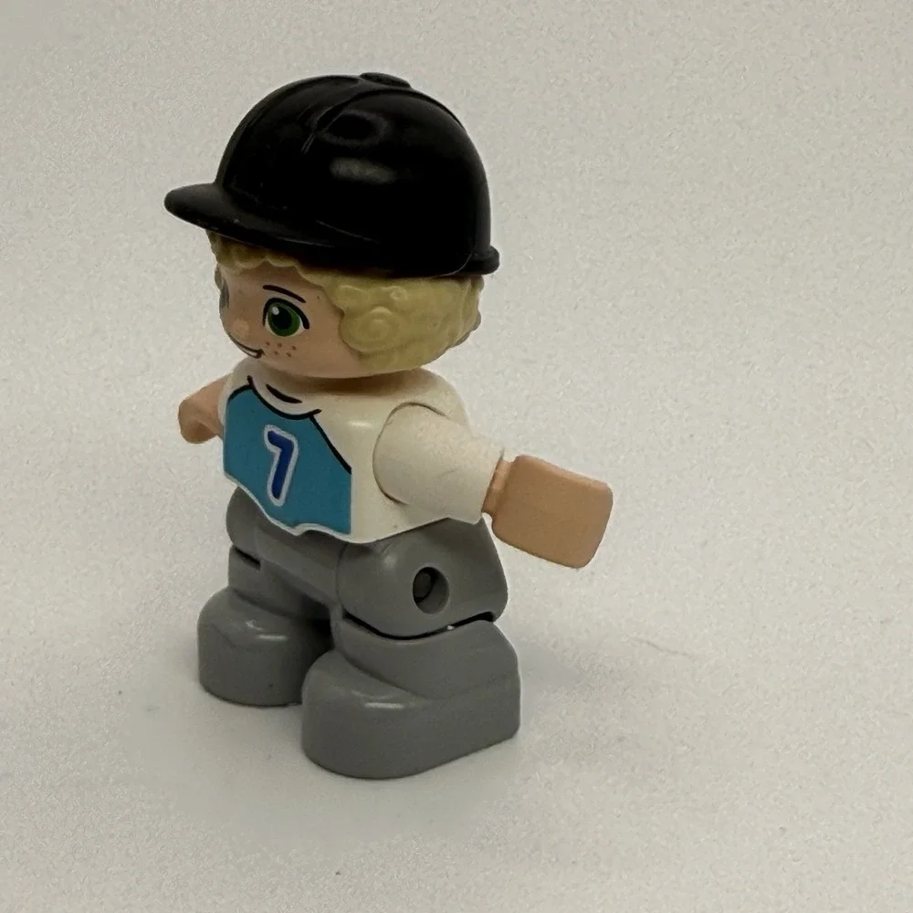 Lego Duplo Figure Kid Boy black cap blonde‎ #7 teal/slate gray - Picture 2 of 8